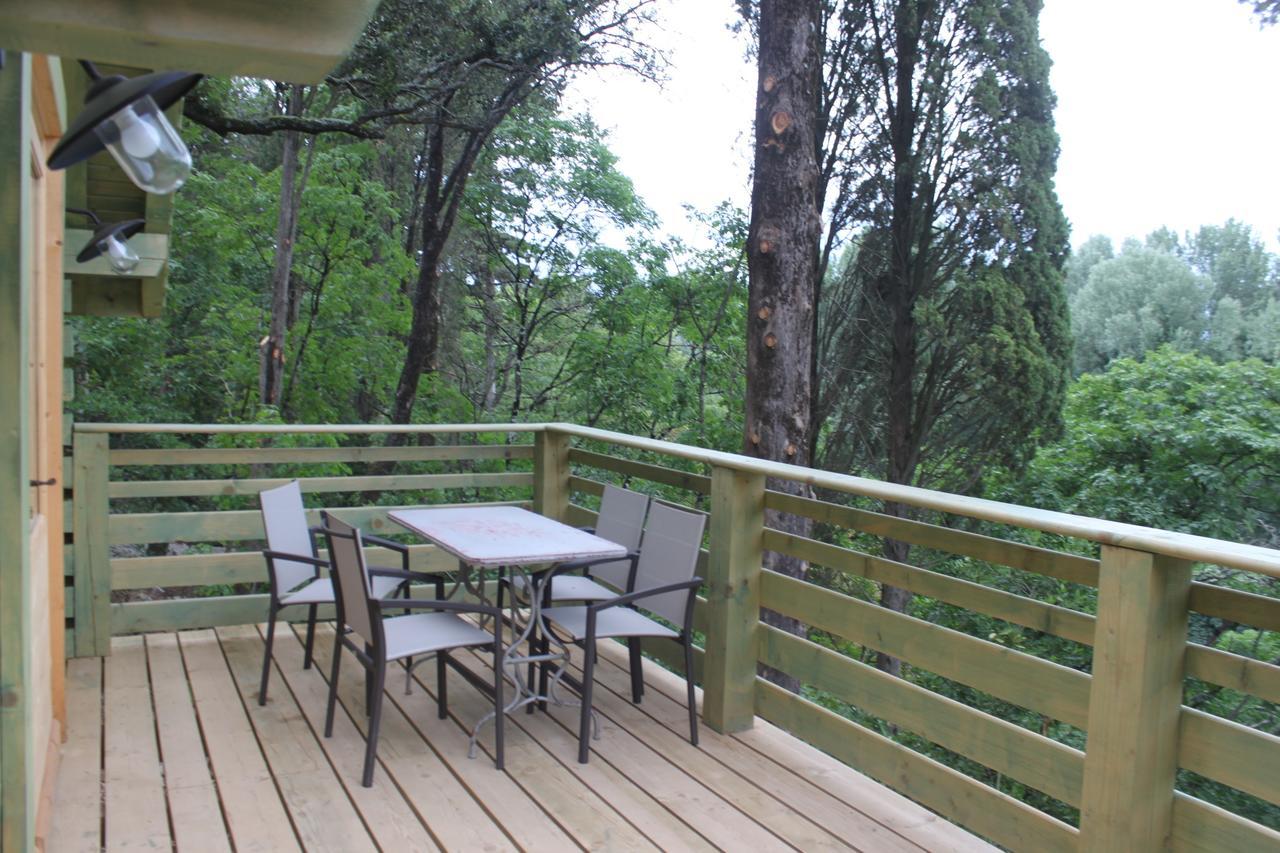 Les Cabanes Dans Les Bois Logis Hotel Villedubert Buitenkant foto